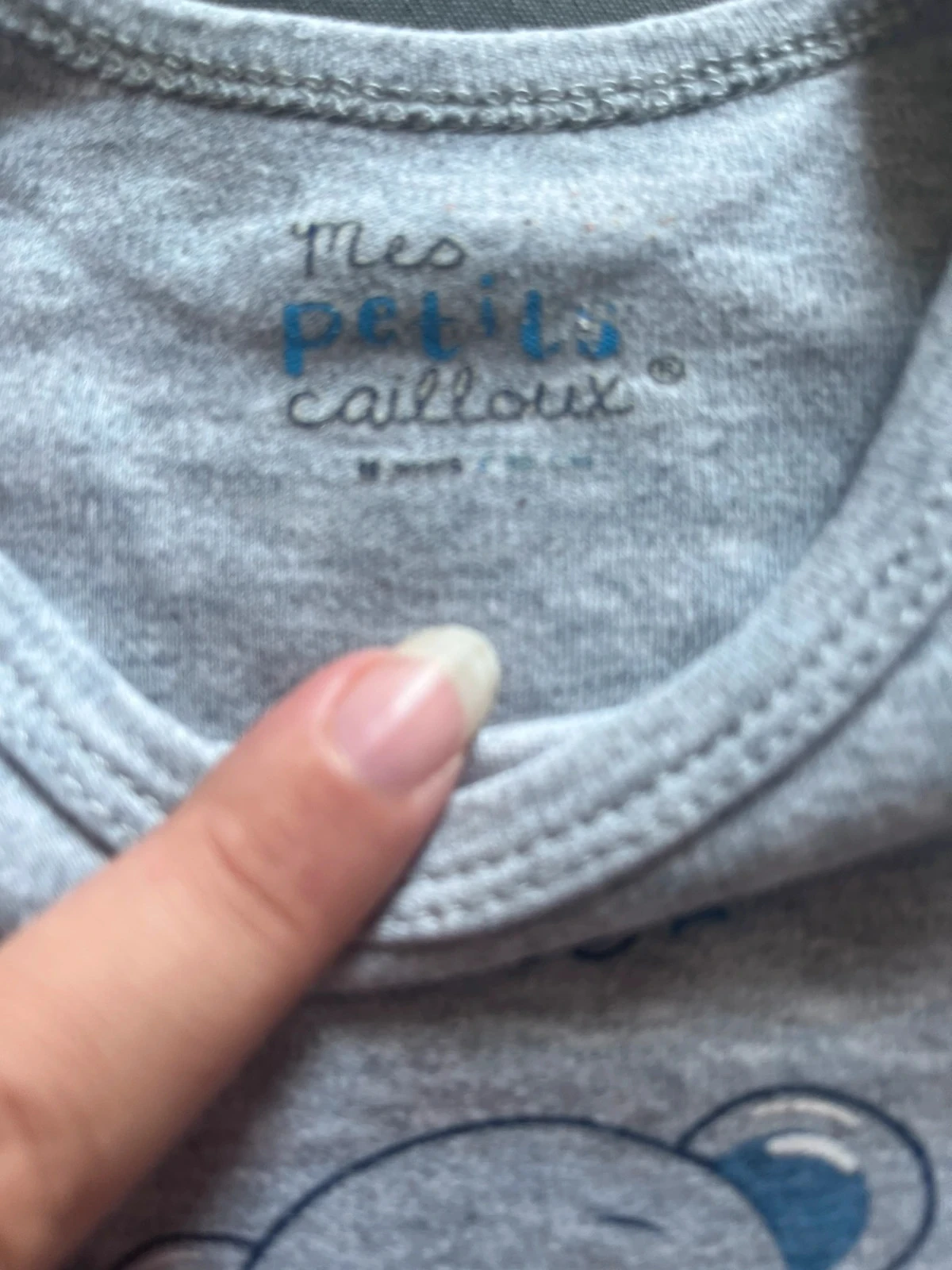 Baby long sleeve bodysuit – Size 18 months – Good condition – photo 2